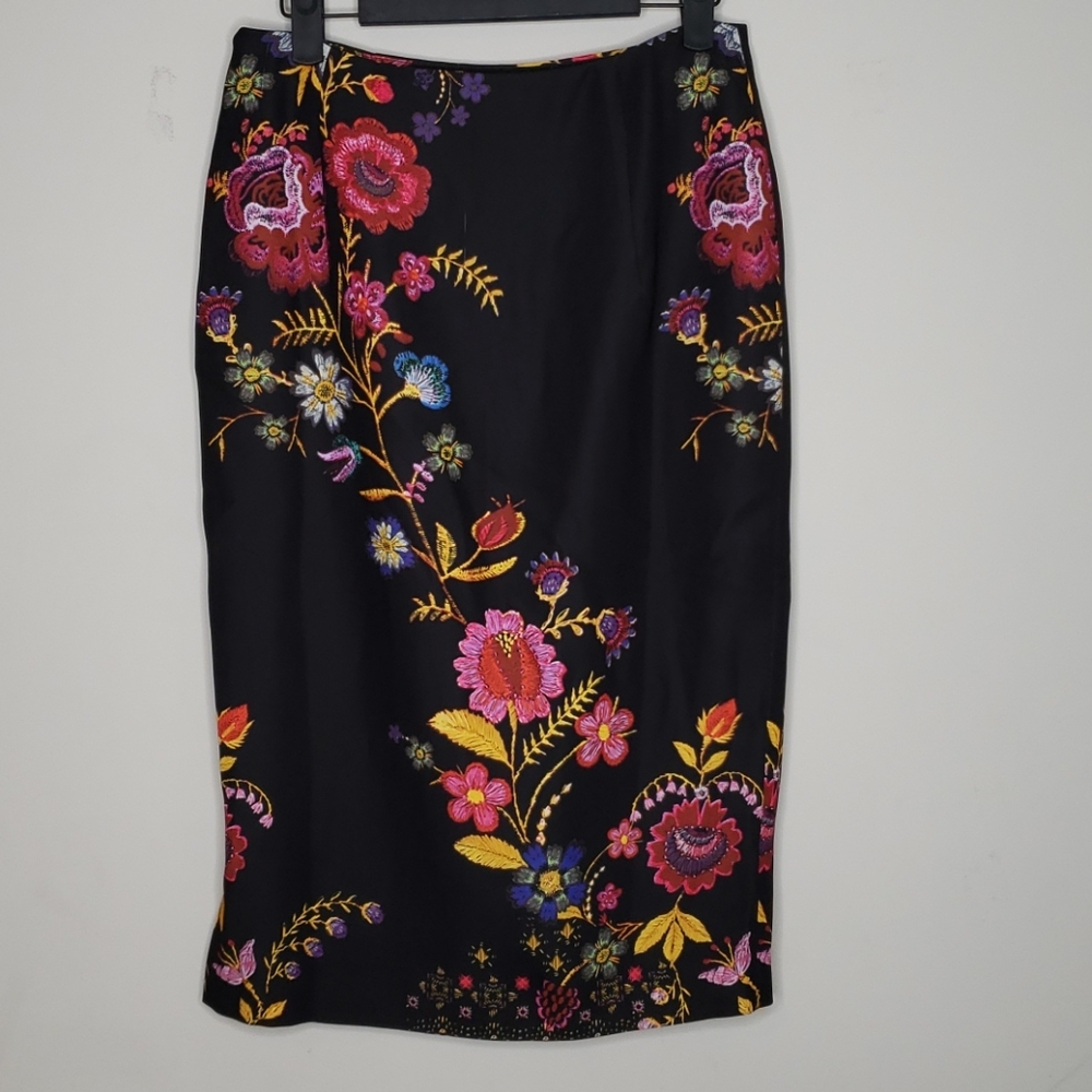 Fuzzi Italian Floral Skirt NWT - Picture 2 of 5